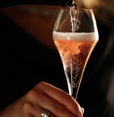 Where do the Cremant bubbles come from?